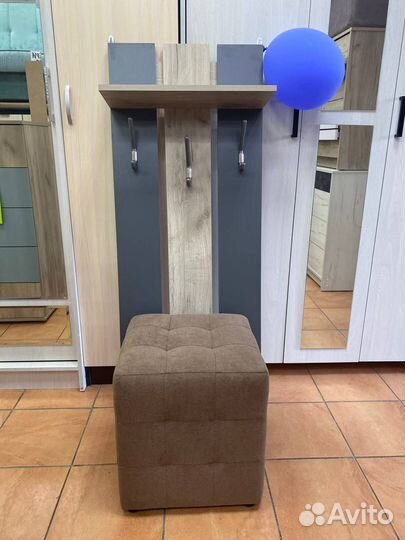 Пуфик + Вешалка