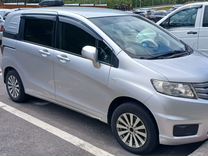 Honda Freed 1.5 CVT, 2010, 214 000 км, с пробегом, цена 890 000 руб.