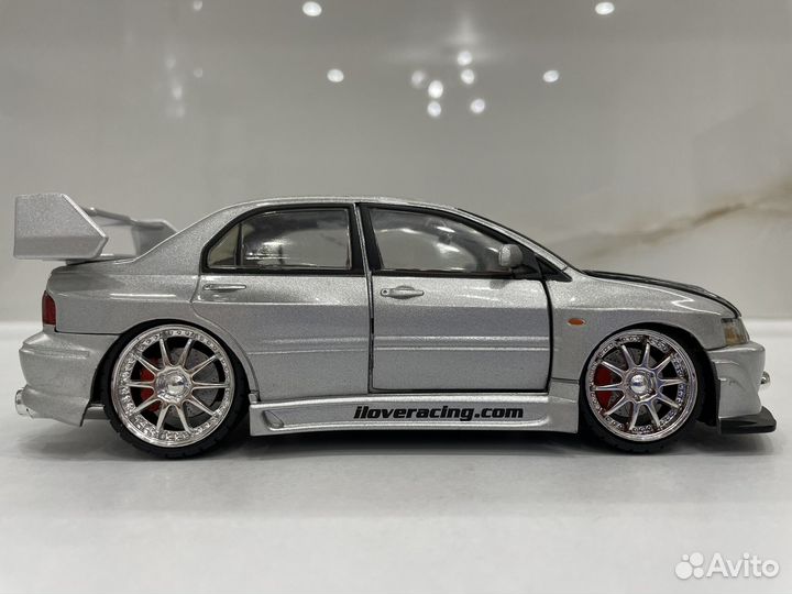 Mitsubishi lancer evolution 8 / Kentoys 1:24