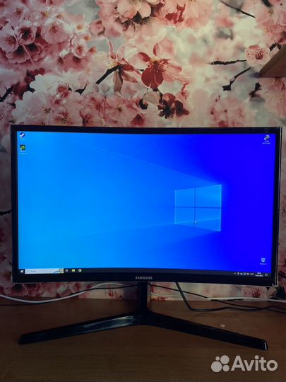 Монитор Samsung 23.5