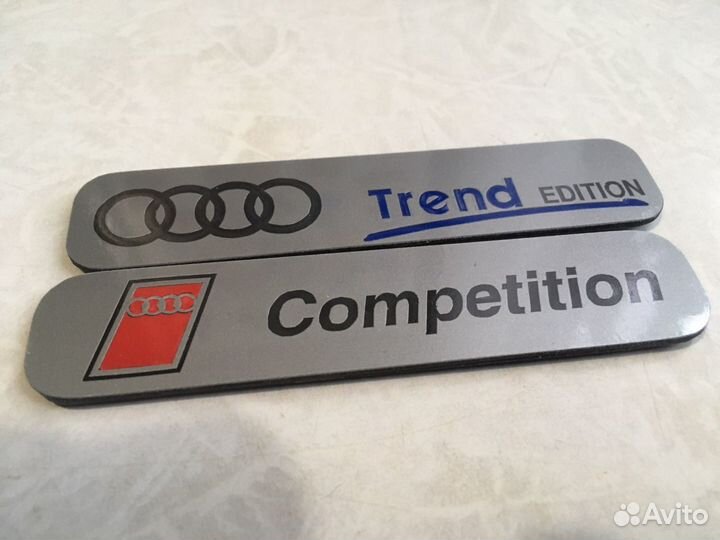 Кнопка нажимная рычага стояночного тормоза audi/VW