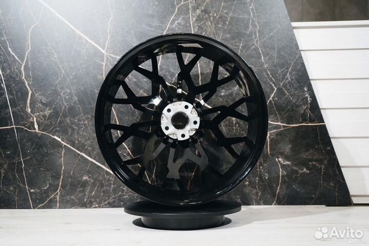 Кованные диски R22 Mercedes-Benz E-Class AMG