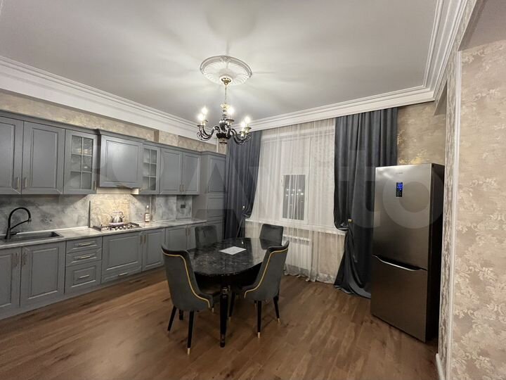 2-к. квартира, 60 м², 7/12 эт.