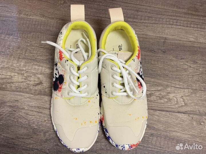 Кроссовки Master of Arts Disney женские р-р 39