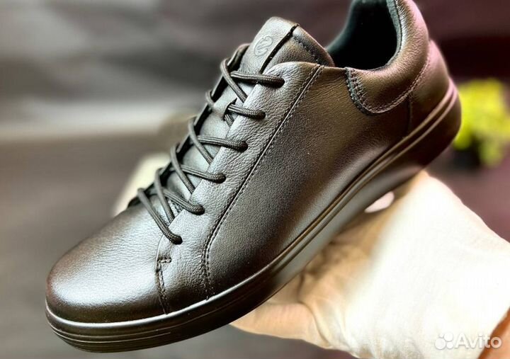 Кроссовки Ecco надежные