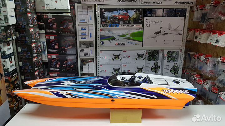 Радиоуправляемый катер Traxxas DCB M41 Widebody TS