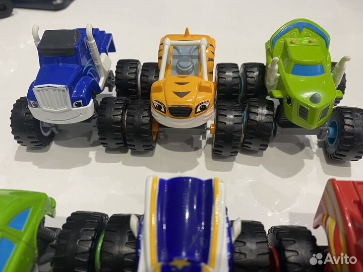 Вспыш и чудо-машинки