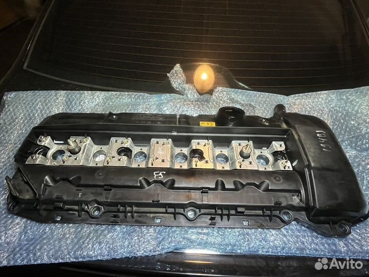 Клапанная крышка BMW E39