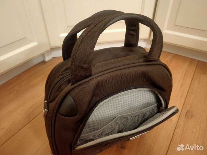 Бьюти-кейс Samsonite новый
