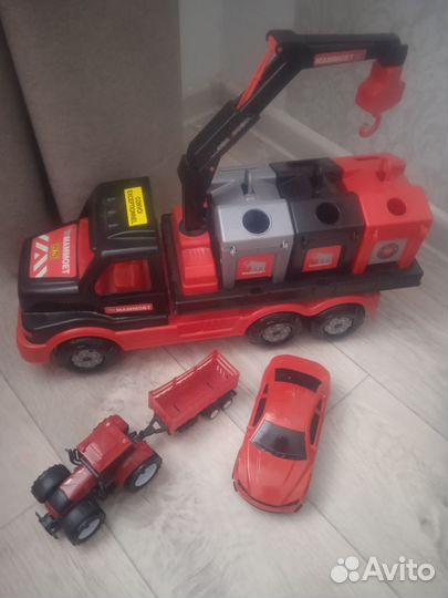 Игрушка грузовик