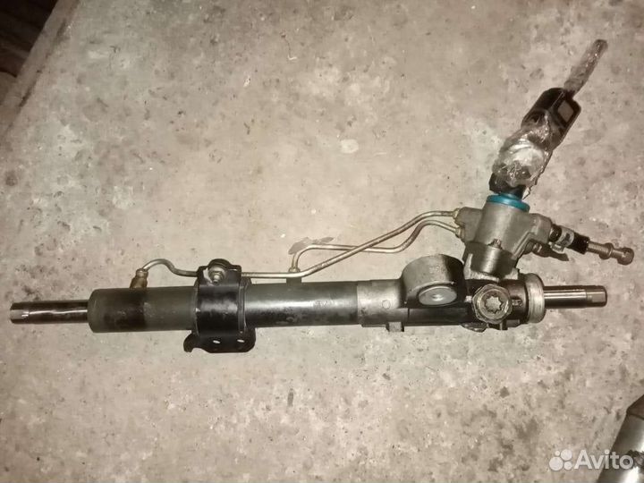 Рулевая рейка Nissan sunny fb15
