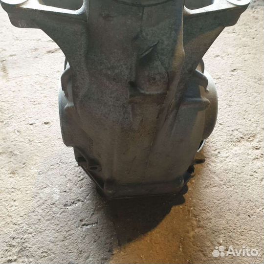 Редуктор заднего моста BMW 7 F01/F02 2011г. 757382