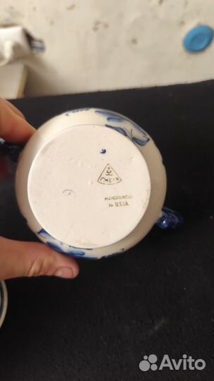 Фарфоровая сахарница 