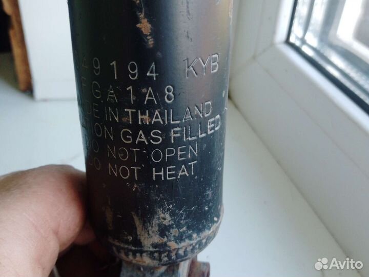 Задние амортизаторы Ford Focus 3