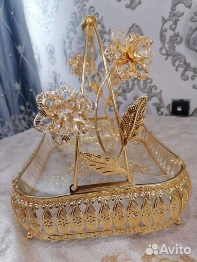 Вазы фруктовницы на ножке, все в наличии