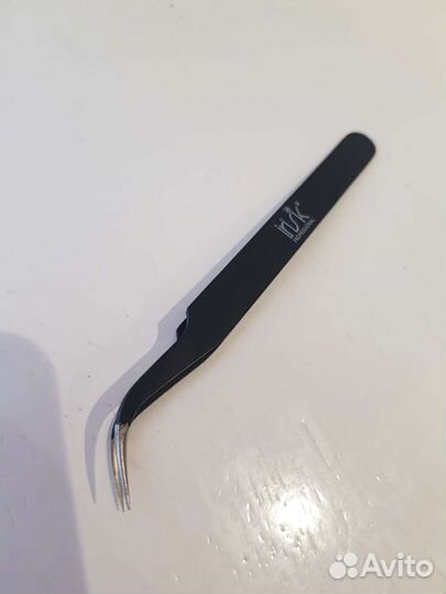 Пинцет для наращивания ресниц