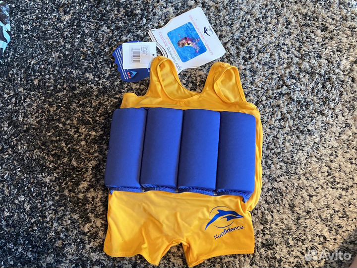 Konfidence float suits. Жилет спасательный детский