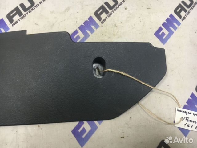 Накладка центральной консоли Фольксваген Гольф 5