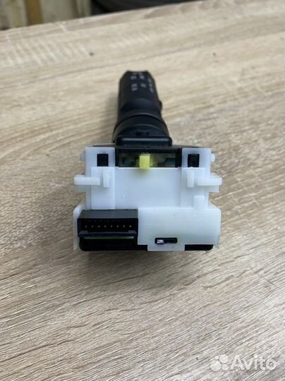 Переключатель nissan Pathfinder R51M 25540EB60A