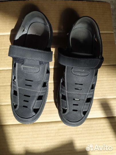 Школьные ботинки