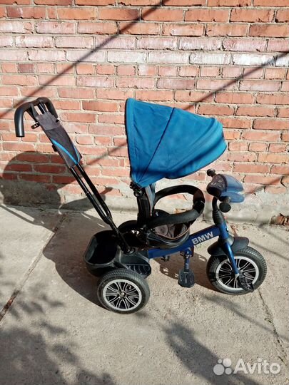 Детский трехколесный велосипед BMW