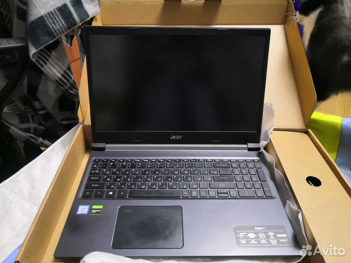 Игровой ноутбук acer aspire 7 A715-75G-56ZT