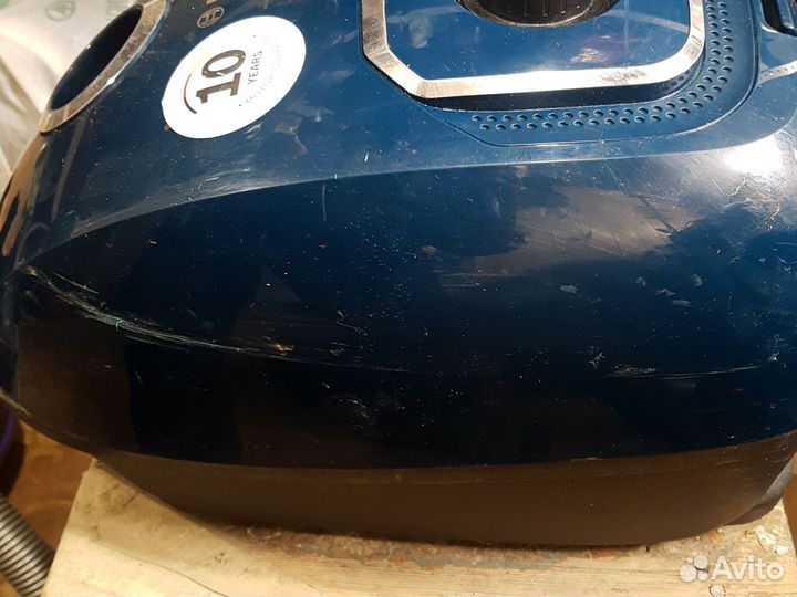 Пылесос Bosch Германия vbbsgl40s