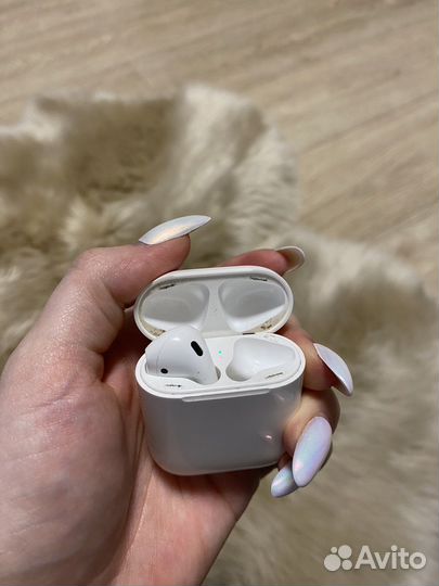 Airpods 2 оригинал кейс