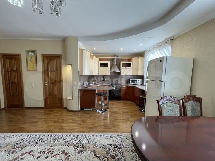 3-к. квартира, 71,1 м², 3/5 эт.