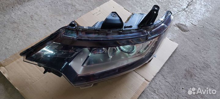 Фара левая передняя mitsubishi outlander 3