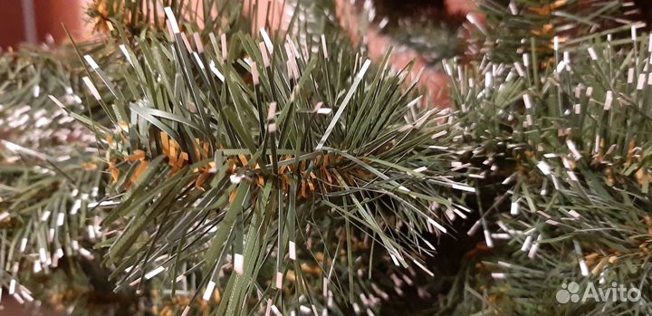 Ель искусственная