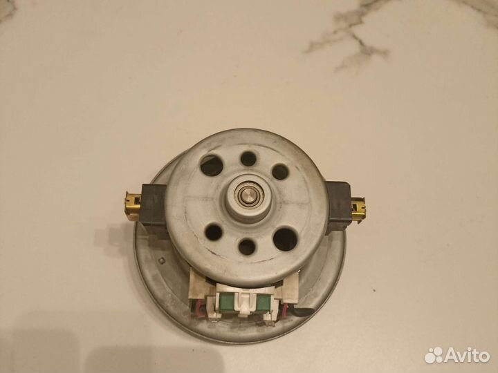 Двигатель от пылесоса Dyson DC41 оригинальный