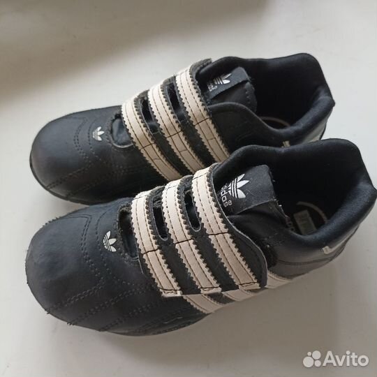 Кроссовки adidas оригинал