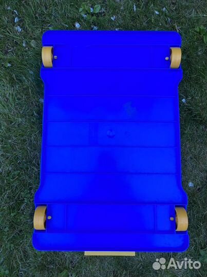 Пластмассовый ящик для игрушек/Lego