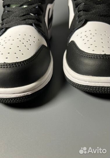 Кроссовки Nike Air Jordan 1 Black White Люкс