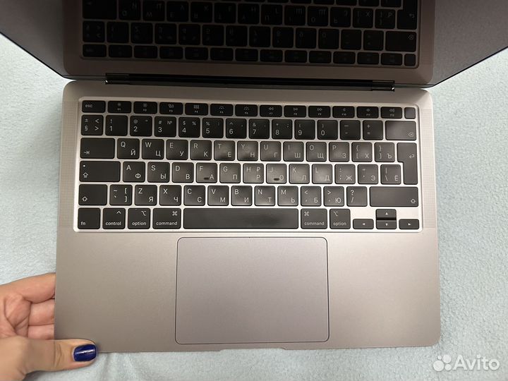 Apple macbook air 2020