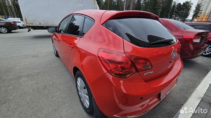 Opel Astra 1.4 AT, 2014, 98 000 км