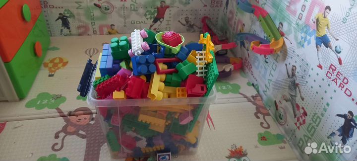 Игрушки Лего пакетом