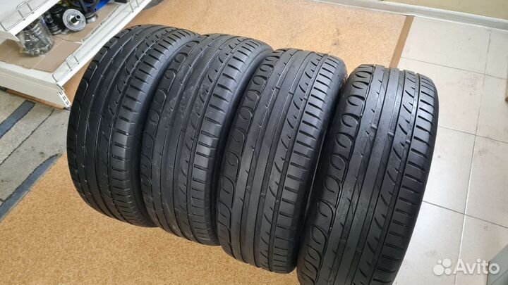 Tigar UHP Ultra High Performance 215/55 R18 99V