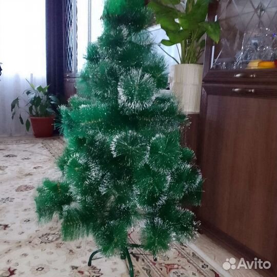 Елка новогодняя