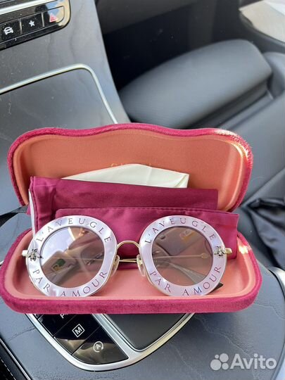 Солнцезащитные очки женские gucci