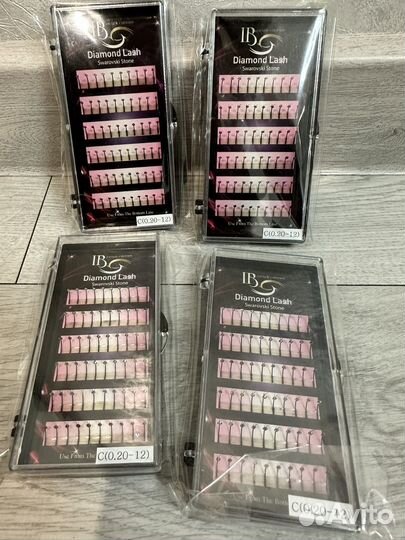 Ресницы для наращивания много новые