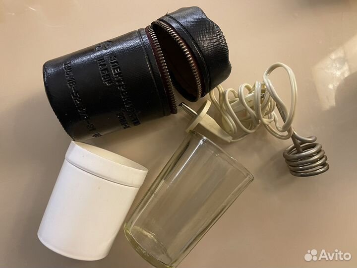 Стакан с кипятильником