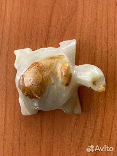 Сувенир Черепаха нефрит