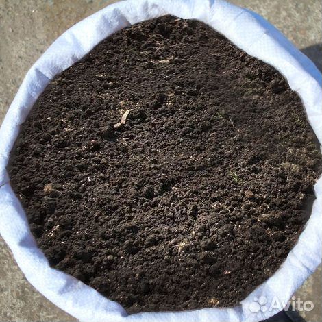Чернозем в мешках и валом