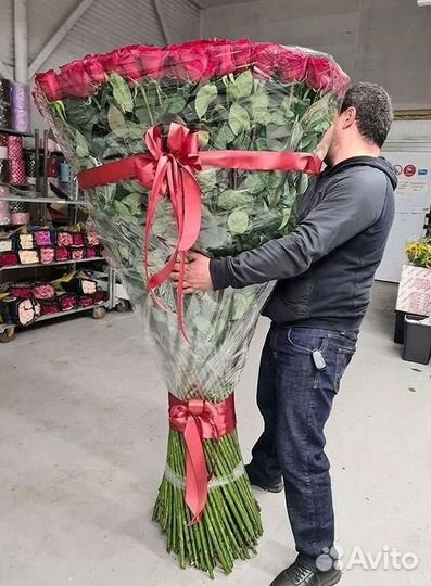 Розы Эквадор Метровые 100 см доставка Москва