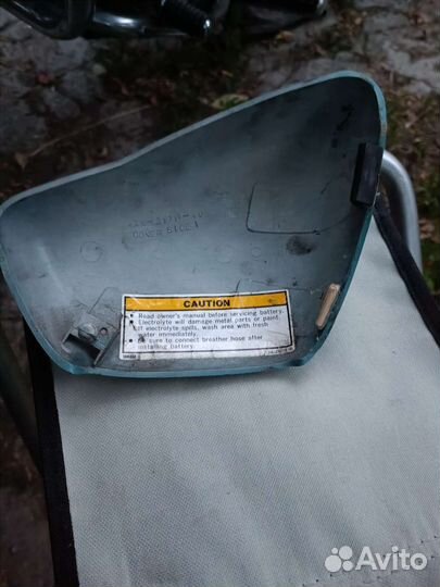 Левая крышка на Вираго,держатель ветрового стекла