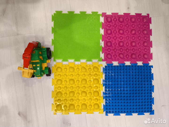 Ортопедический коврик 4 пазла