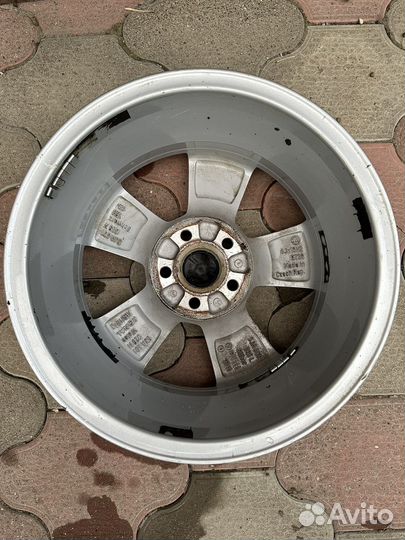 Литые диски от Skoda Rapid R15 5JA601025L Silber