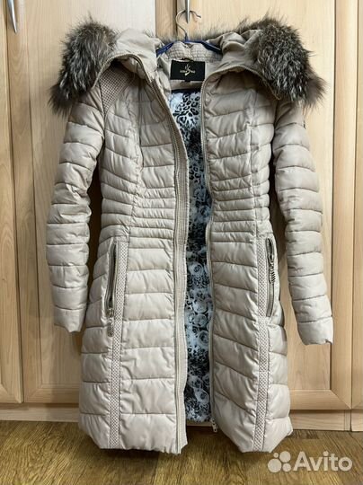 Пуховик женский